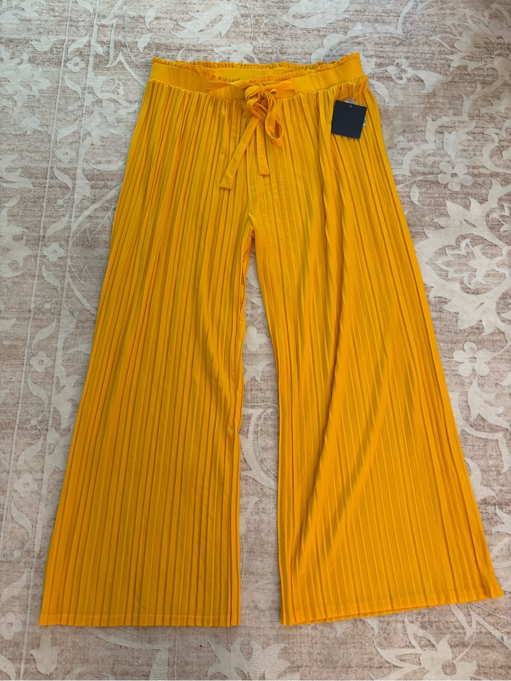 NWT Soho Apparel Pleated Wide-Leg Drawstring Pants - Mustard Yellow Size 3X